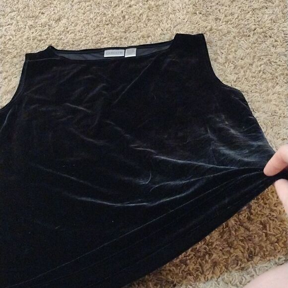 Chico’s Women's Size 2 Solid Black Velvety Stretchy Sleeveless Tank Top - Picture 9 of 10